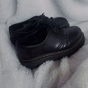 Dr. Martins Loafers size 8.5 in women’s 🖤 Lightly worn